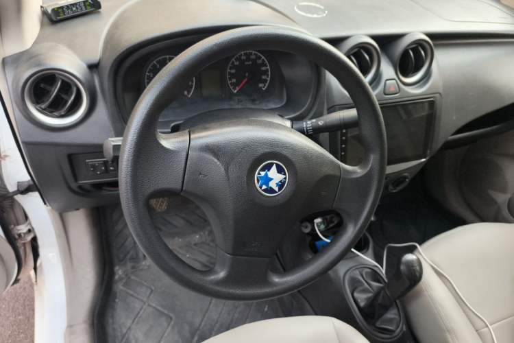 Used Venucia R30 2014 1.2L Manual Enjoyment Edition Steering Wheel