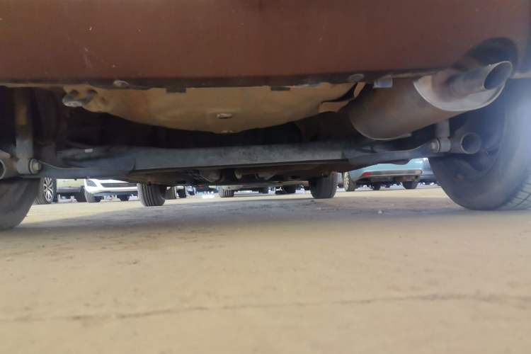 Used Venucia R30 2014 1.2L Manual Comfort Edition Chassis Rear