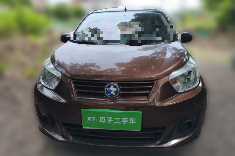 Used Venucia R30 2014 1.2L Manual Luxury Edition Front
