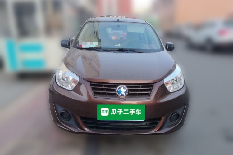 Used Venucia R30 2014 1.2L Manual Luxury Edition Front