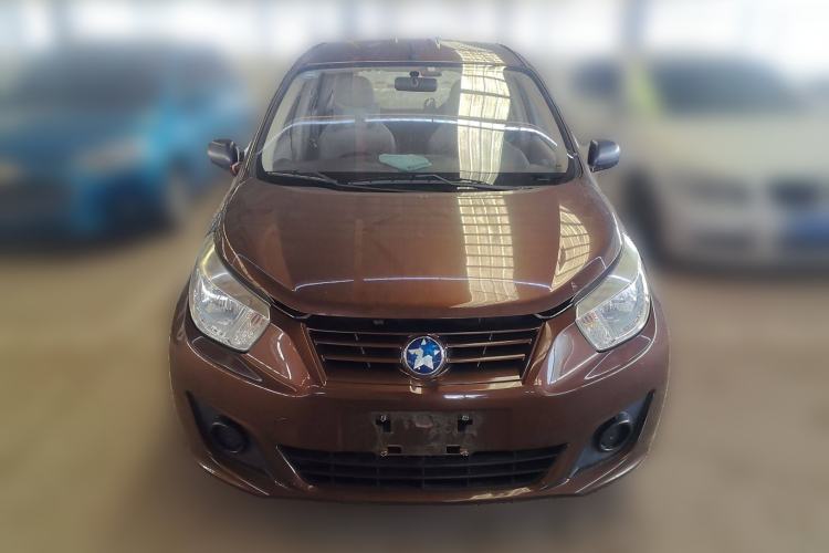 Used Venucia R30 2014 1.2L Manual Comfort Edition Front