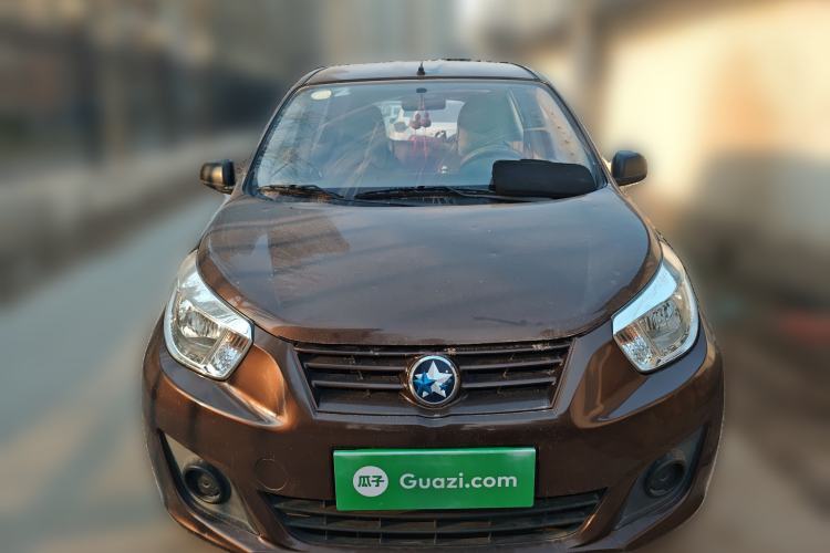 Used Venucia R30 2014 1.2L Manual Enjoyment Edition Front