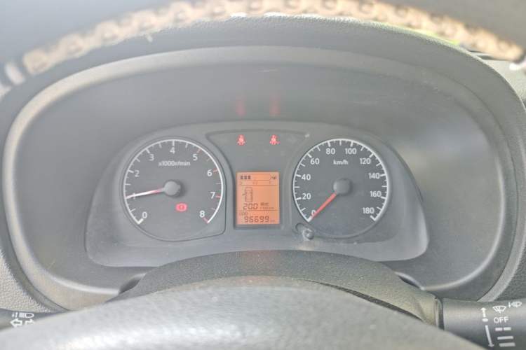 Used Venucia R30 2014 1.2L Manual Comfort Edition Instrument Cluster