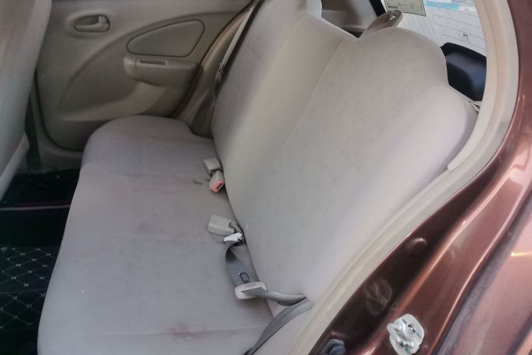 Used Venucia R30 2014 1.2L Manual Luxury Edition Left Rear Seat