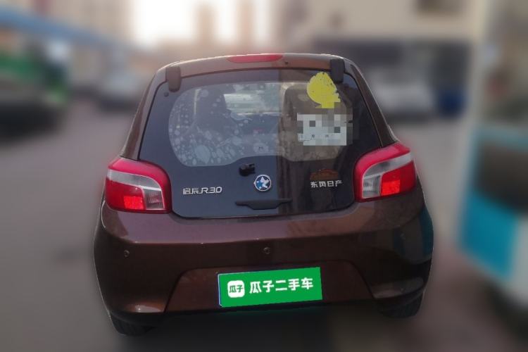Used Venucia R30 2014 1.2L Manual Luxury Edition Rear