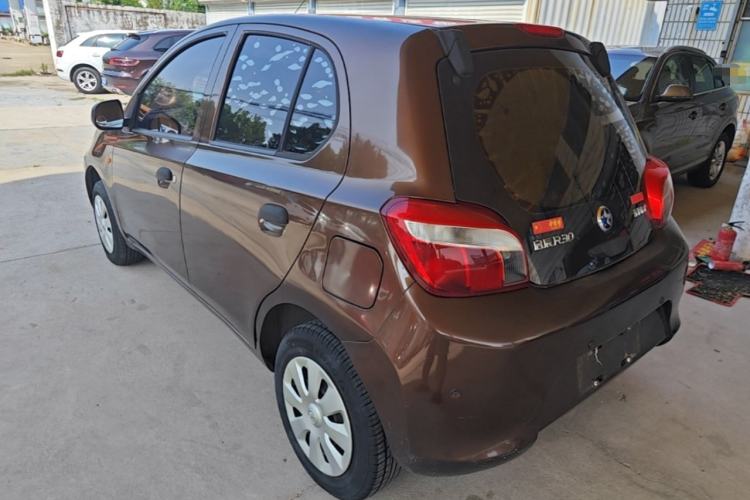 Used Venucia R30 2014 1.2L Manual Enjoyment Edition Rear Left 45 Deg