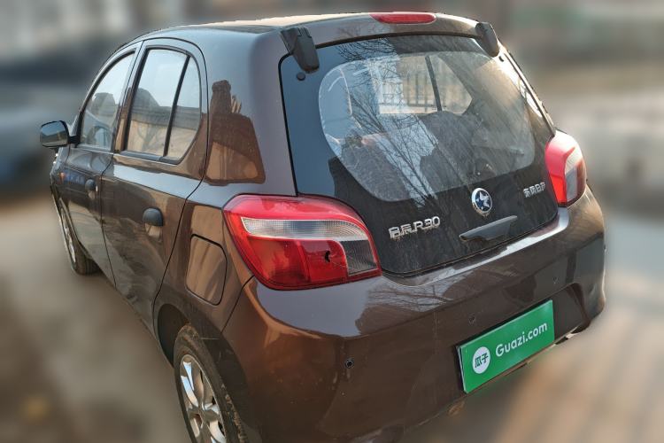 Used Venucia R30 2014 1.2L Manual Enjoyment Edition Rear Left 45 Deg