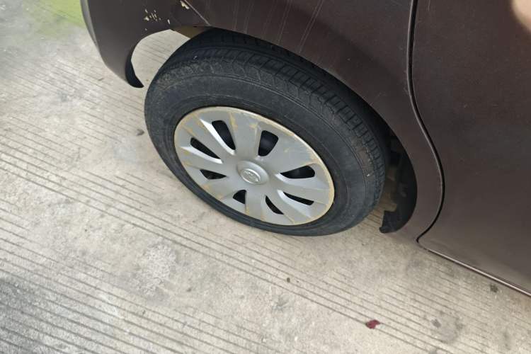 Used Venucia R30 2014 1.2L Manual Enjoyment Edition Right Rear Wheel Hub