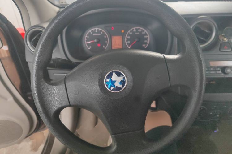 Used Venucia R30 2014 1.2L Manual Comfort Edition Steering Wheel