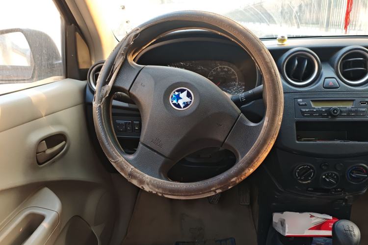 Used Venucia R30 2014 1.2L Manual Enjoyment Edition Steering Wheel
