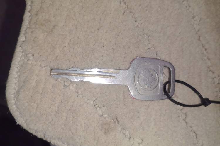 Used Venucia R30 2014 1.2L Manual Comfort Edition Vehicle Key