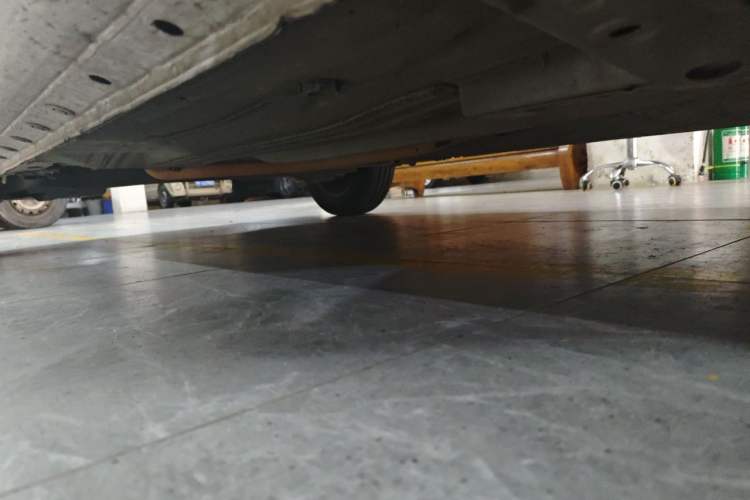Used Venucia R30 2016 1.2L Manual Enjoyment Edition Chassis Front Right