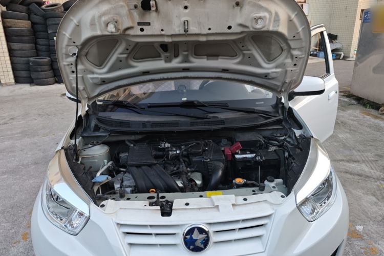 Used Venucia R30 2016 1.2L Manual Enjoyment Edition Engine Bay