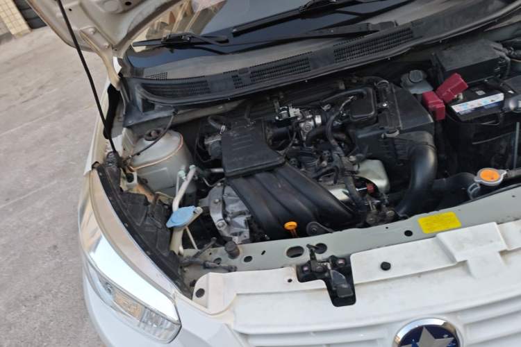 Used Venucia R30 2016 1.2L Manual Enjoyment Edition Engine Bay Right