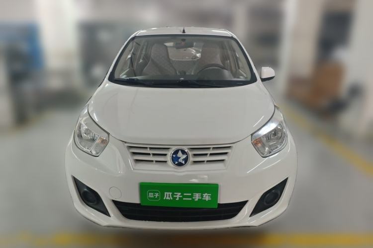 Used Venucia R30 2016 1.2L Manual Enjoyment Edition Front