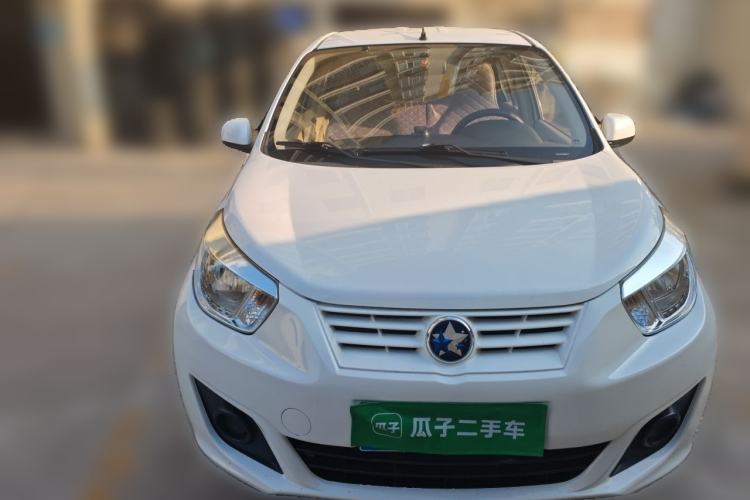 Used Venucia R30 2016 1.2L Manual Enjoyment Edition Front