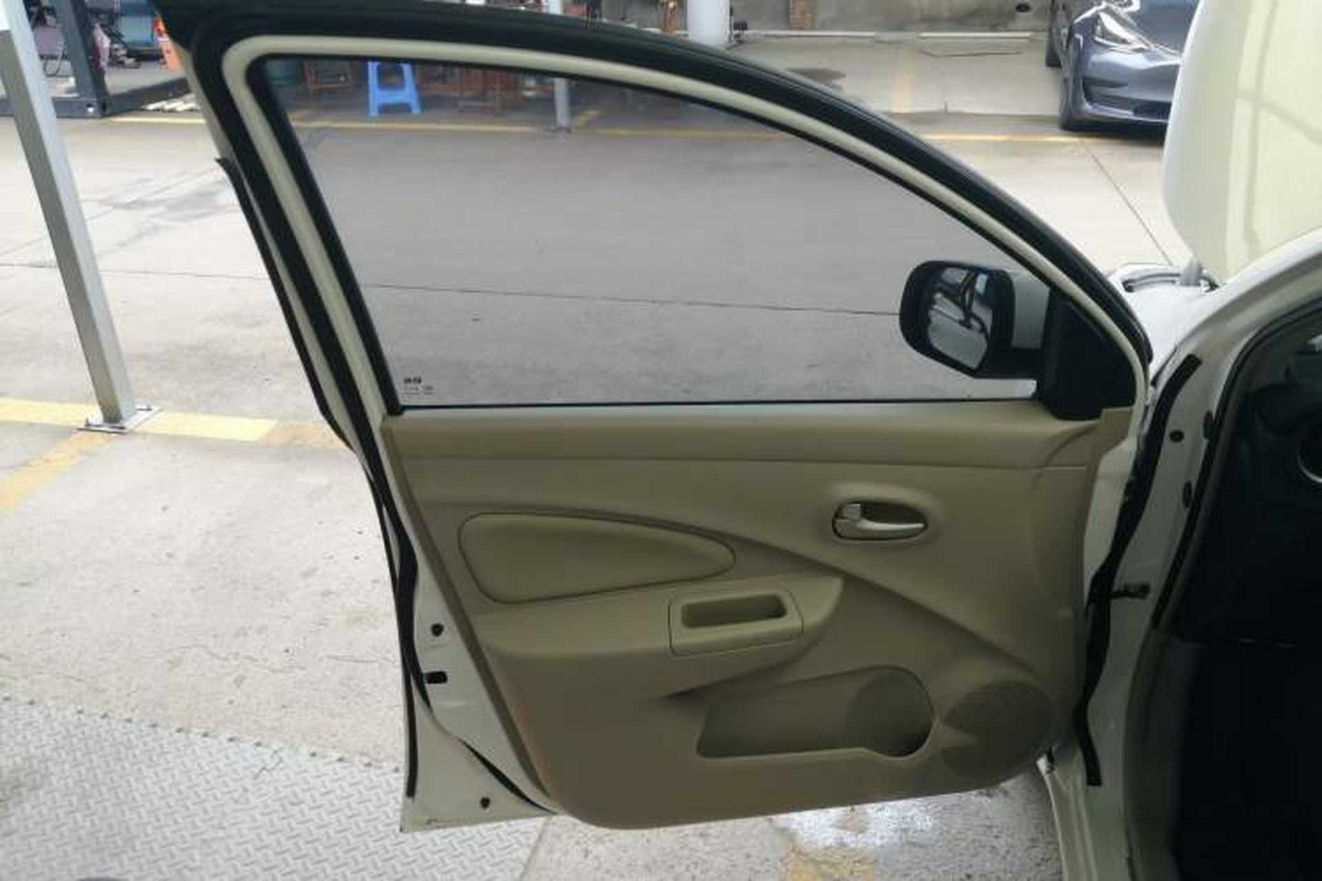 Used Venucia R30 2016 1.2L Manual Enjoyment Edition Left Front Door Interior