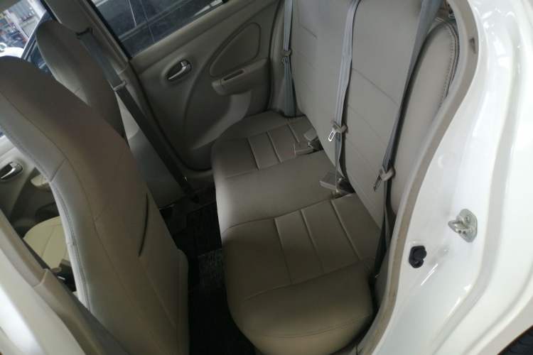 Used Venucia R30 2016 1.2L Manual Enjoyment Edition Left Rear Seat