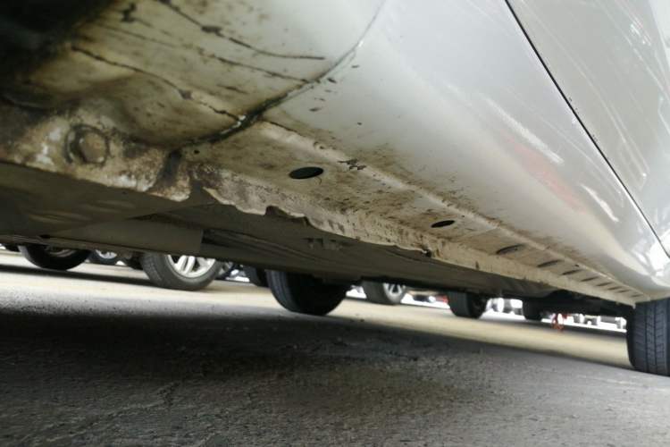 Used Venucia R30 2016 1.2L Manual Enjoyment Edition Left Side Sill