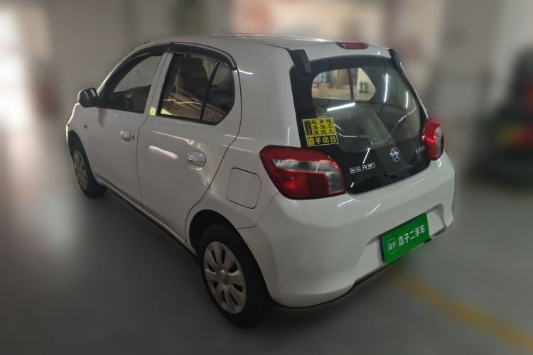 Used Venucia R30 2016 1.2L Manual Enjoyment Edition Rear Left 45 Deg
