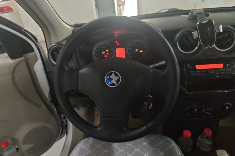 Used Venucia R30 2016 1.2L Manual Enjoyment Edition Steering Wheel