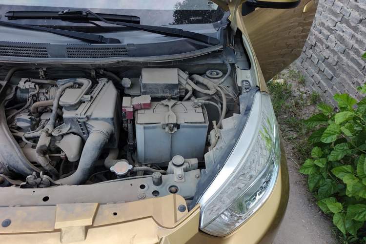 Used Venucia R30 2016 1.2L Manual Enjoyment Edition Engine Bay Left