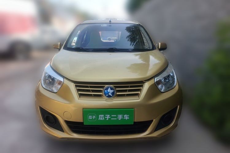 Used Venucia R30 2016 1.2L Manual Enjoyment Edition Front