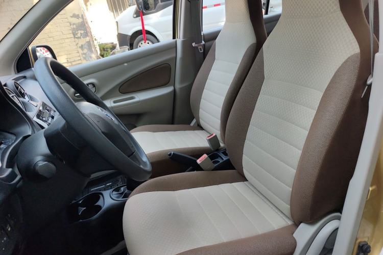 Used Venucia R30 2016 1.2L Manual Enjoyment Edition Left Front Seat
