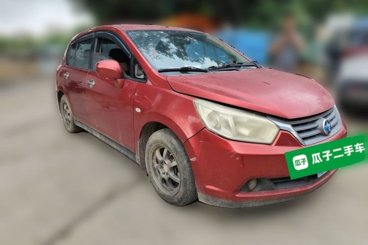 Used Venucia R50 2012 1.6L Manual Comfort Edition Front Right 45 Deg