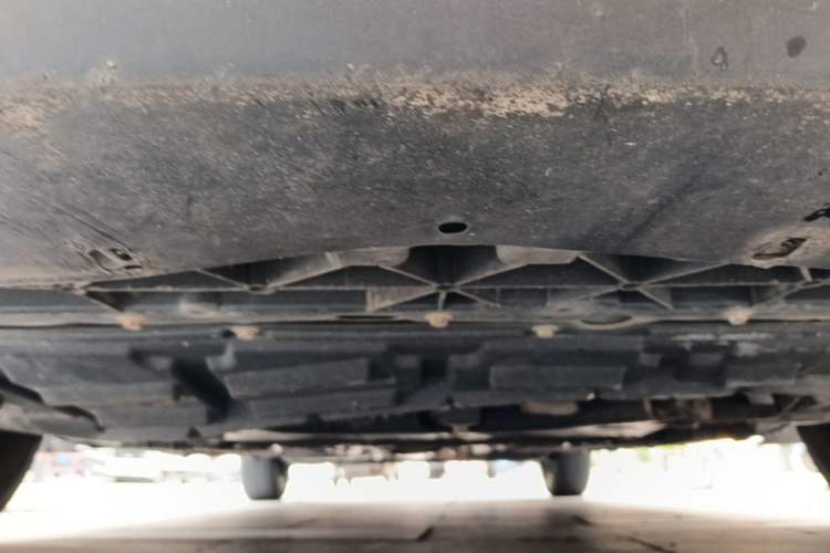 Used Venucia R50 2012 1.6L Manual Comfort Edition Chassis Front