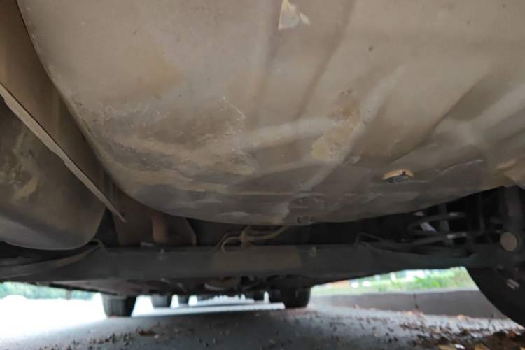 Used Venucia R50 2012 1.6L Automatic Comfort Edition Chassis Rear