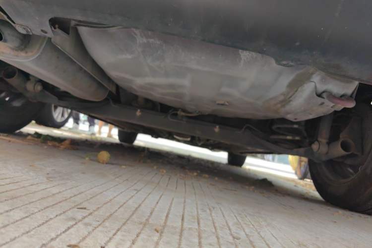 Used Venucia R50 2012 1.6L Automatic Comfort Edition Chassis Rear