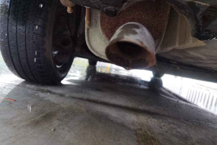 Used Venucia R50 2012 1.6L Manual Comfort Edition Chassis Rear Left