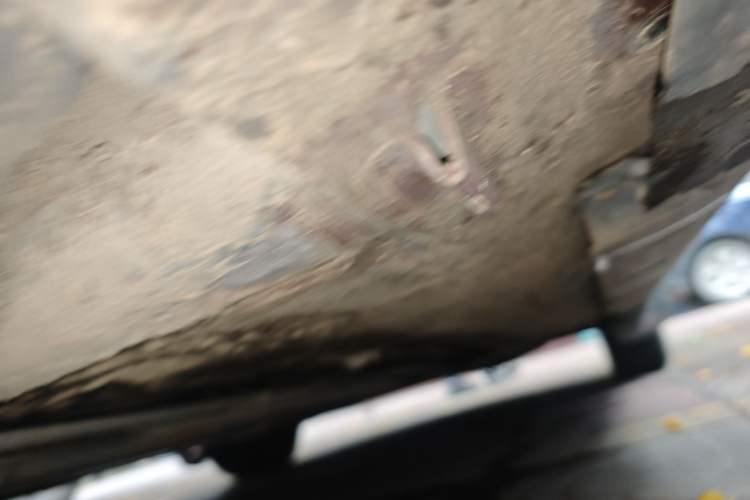 Used Venucia R50 2012 1.6L Manual Comfort Edition Chassis Rear