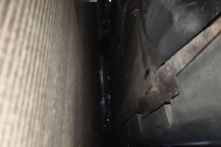 Used Venucia R50 2012 1.6L Manual Comfort Edition Chassis Rear Right