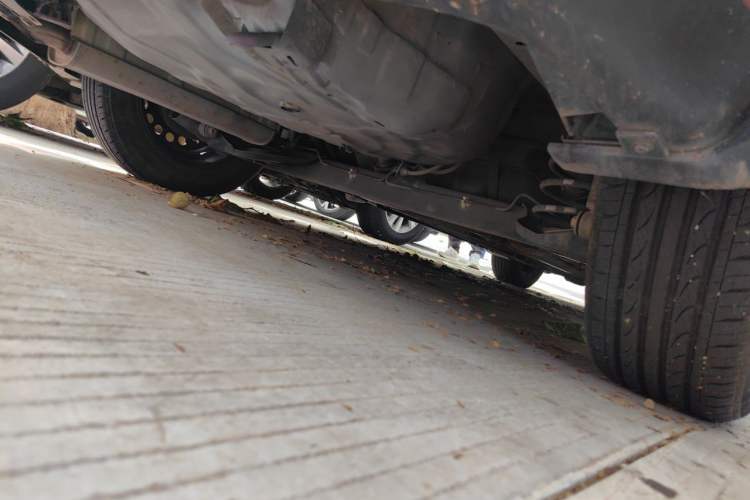 Used Venucia R50 2012 1.6L Automatic Comfort Edition Chassis Rear Right