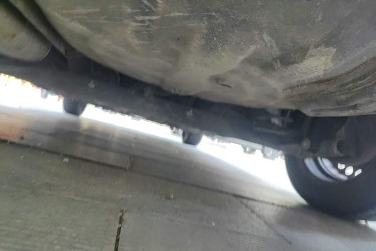 Used Venucia R50 2012 1.6L Manual Comfort Edition Chassis Rear