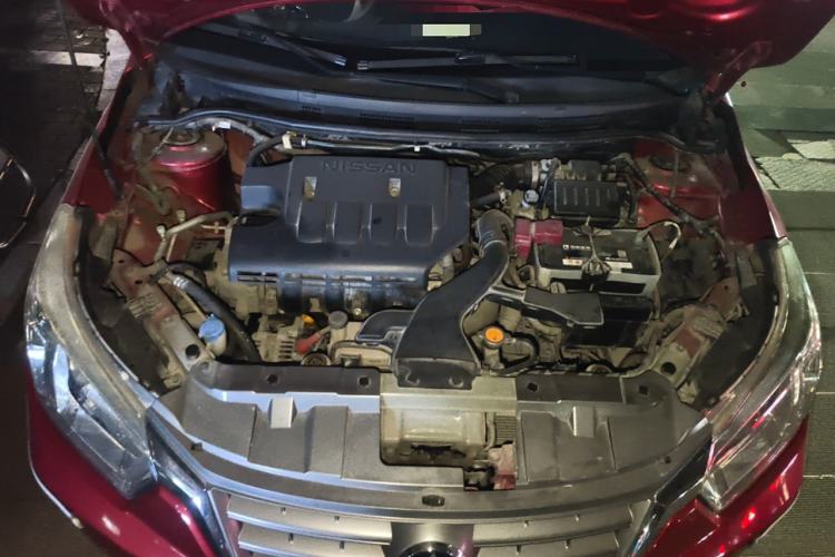 Used Venucia R50 2012 1.6L Manual Comfort Edition Engine Bay