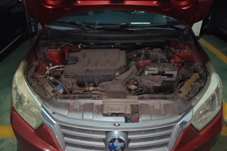 Used Venucia R50 2012 1.6L Automatic Comfort Edition Engine Bay
