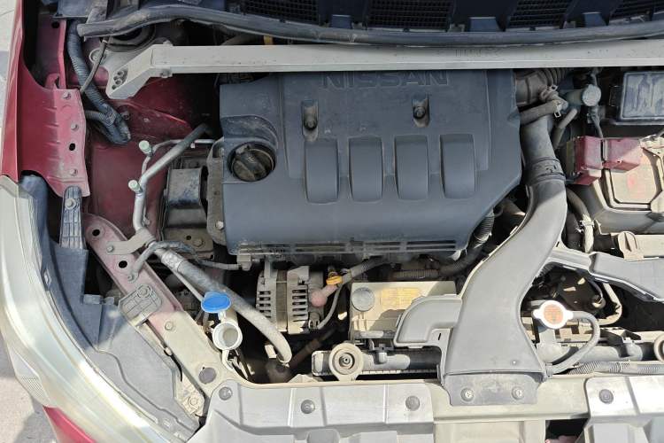 Used Venucia R50 2012 1.6L Automatic Comfort Edition Engine Bay Right