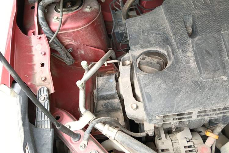 Used Venucia R50 2012 1.6L Manual Comfort Edition Engine Bay Right
