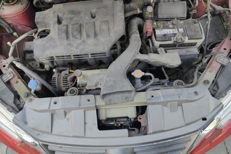 Used Venucia R50 2012 1.6L Manual Comfort Edition Engine Bay