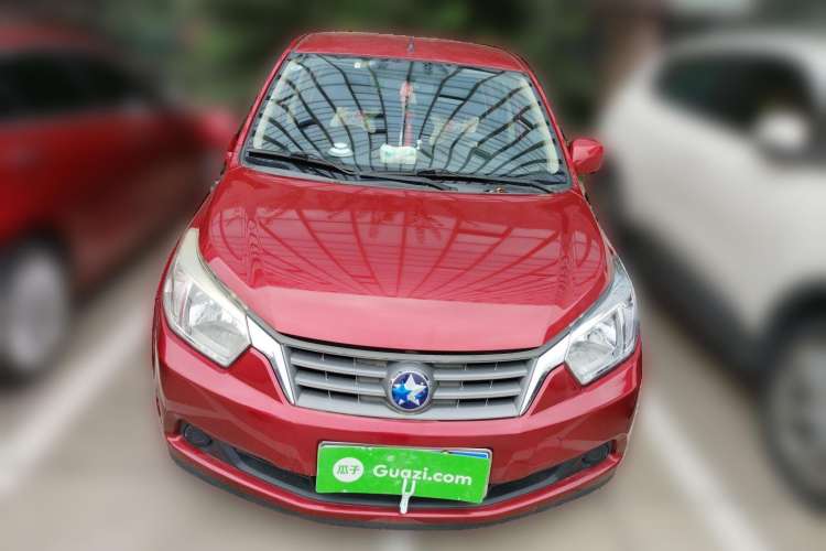 Used Venucia R50 2012 1.6L Automatic Comfort Edition Front