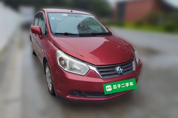 Used Venucia R50 2012 1.6L Manual Comfort Edition Front Right 45 Deg