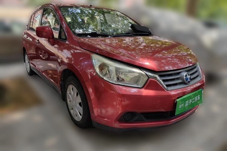 Used Venucia R50 2012 1.6L Automatic Comfort Edition Front Right 45 Deg