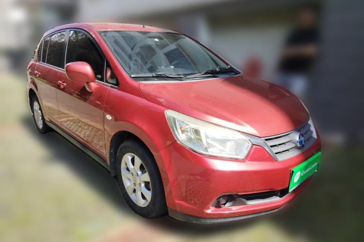 Used Venucia R50 2012 1.6L Manual Comfort Edition Front Right 45 Deg