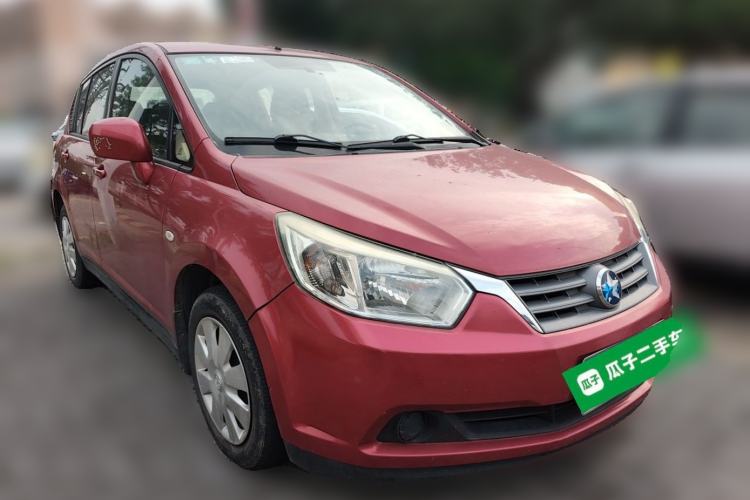 Used Venucia R50 2012 1.6L Manual Comfort Edition Front Right 45 Deg