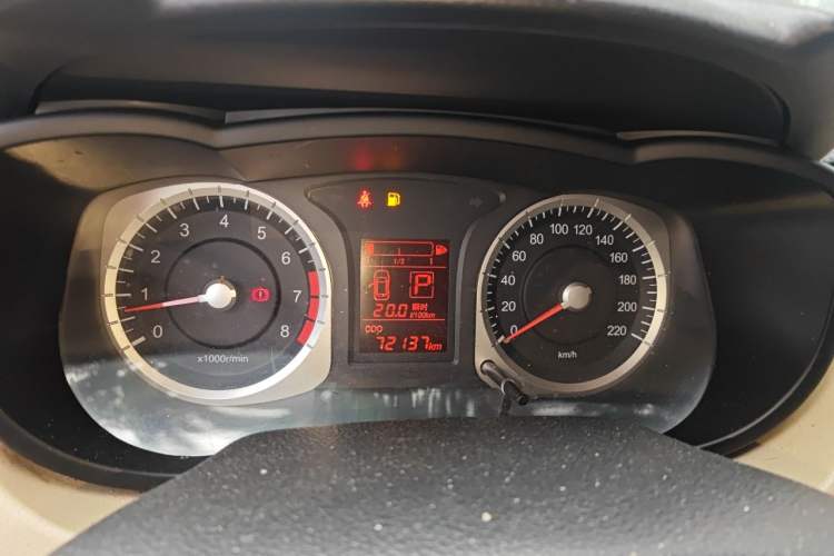 Used Venucia R50 2012 1.6L Automatic Comfort Edition Instrument Cluster