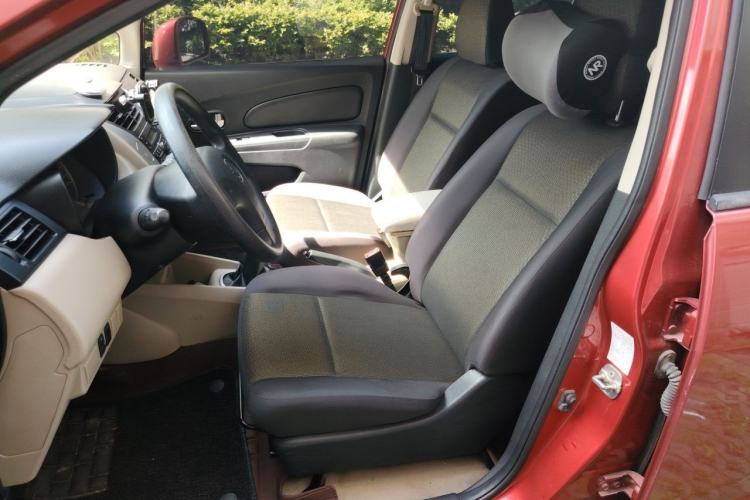 Used Venucia R50 2012 1.6L Manual Comfort Edition Left Front Seat