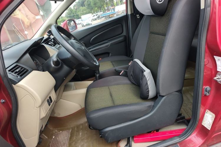 Used Venucia R50 2012 1.6L Manual Comfort Edition Left Front Seat